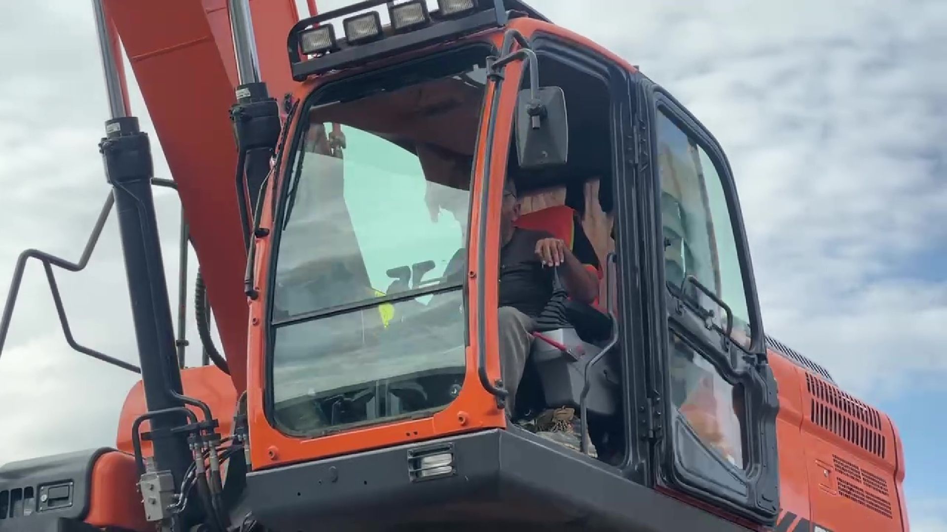 Реутов, стадион, реконструкций, футбол, трибуна, гостиница, строительство,