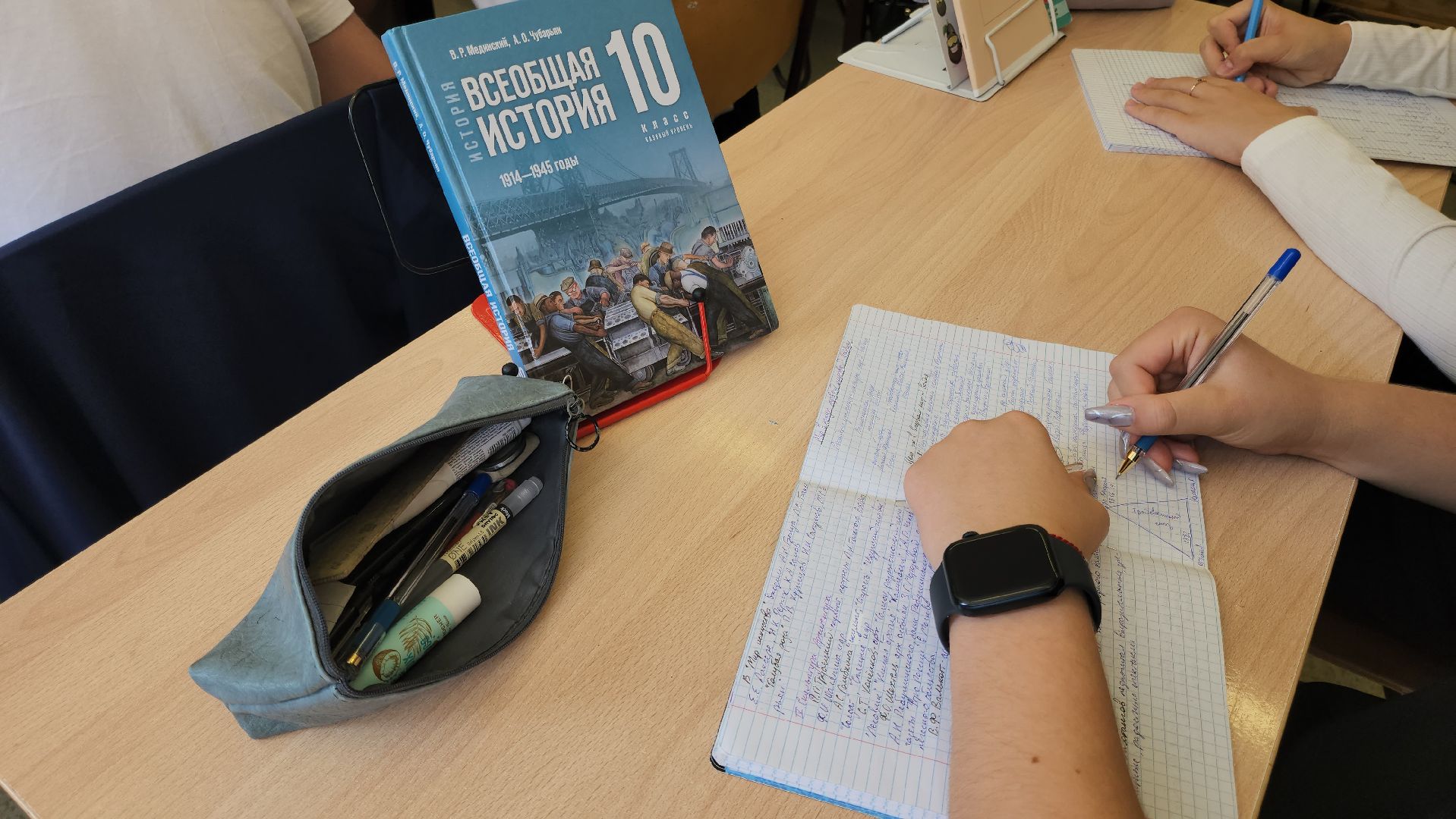 Подольск, образование, топ 100 учителей подмосковья, история и обществознание,