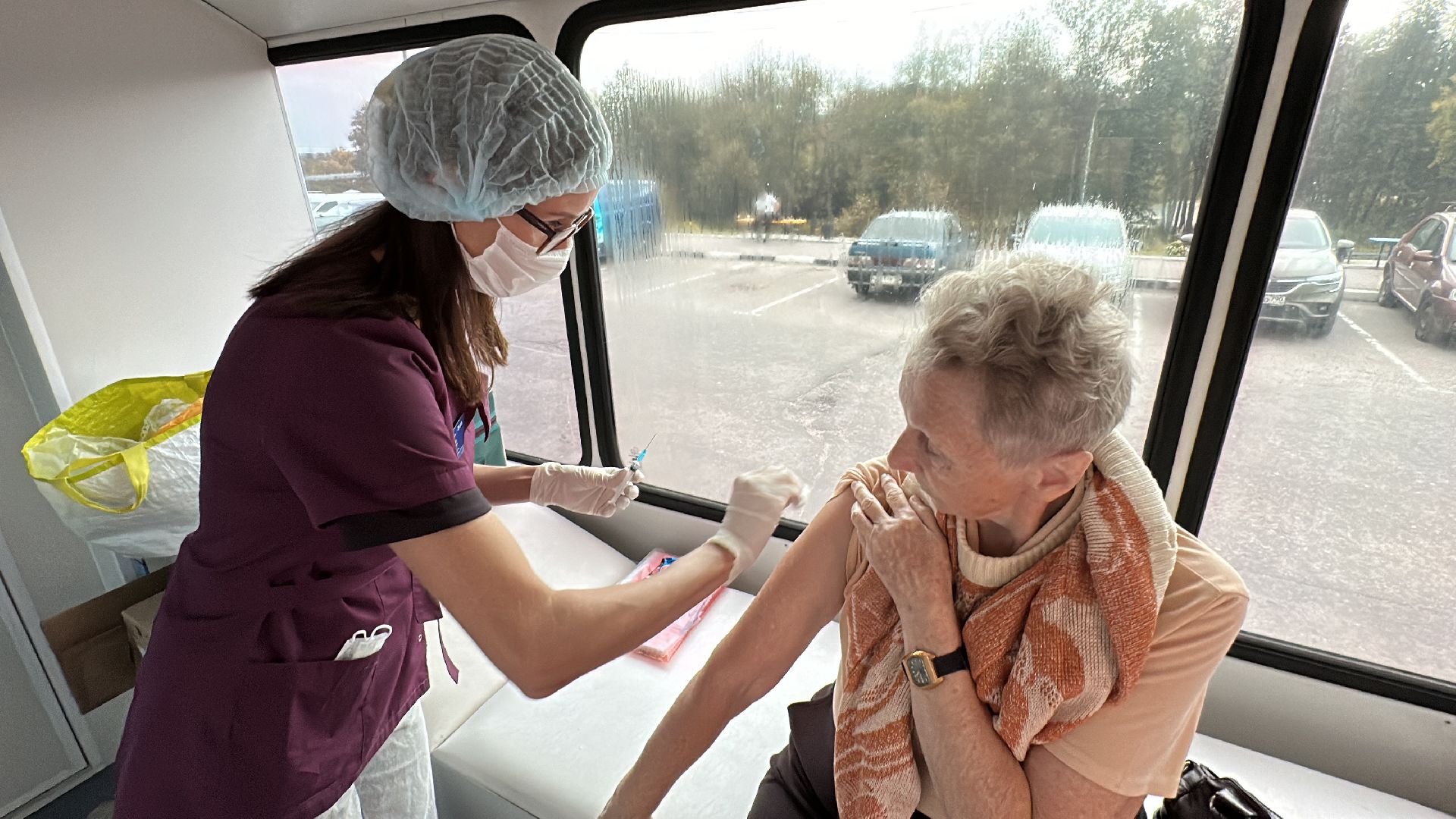 Клин, общество, медицина, вакцинация от гриппа, Подмосковье, врачи,