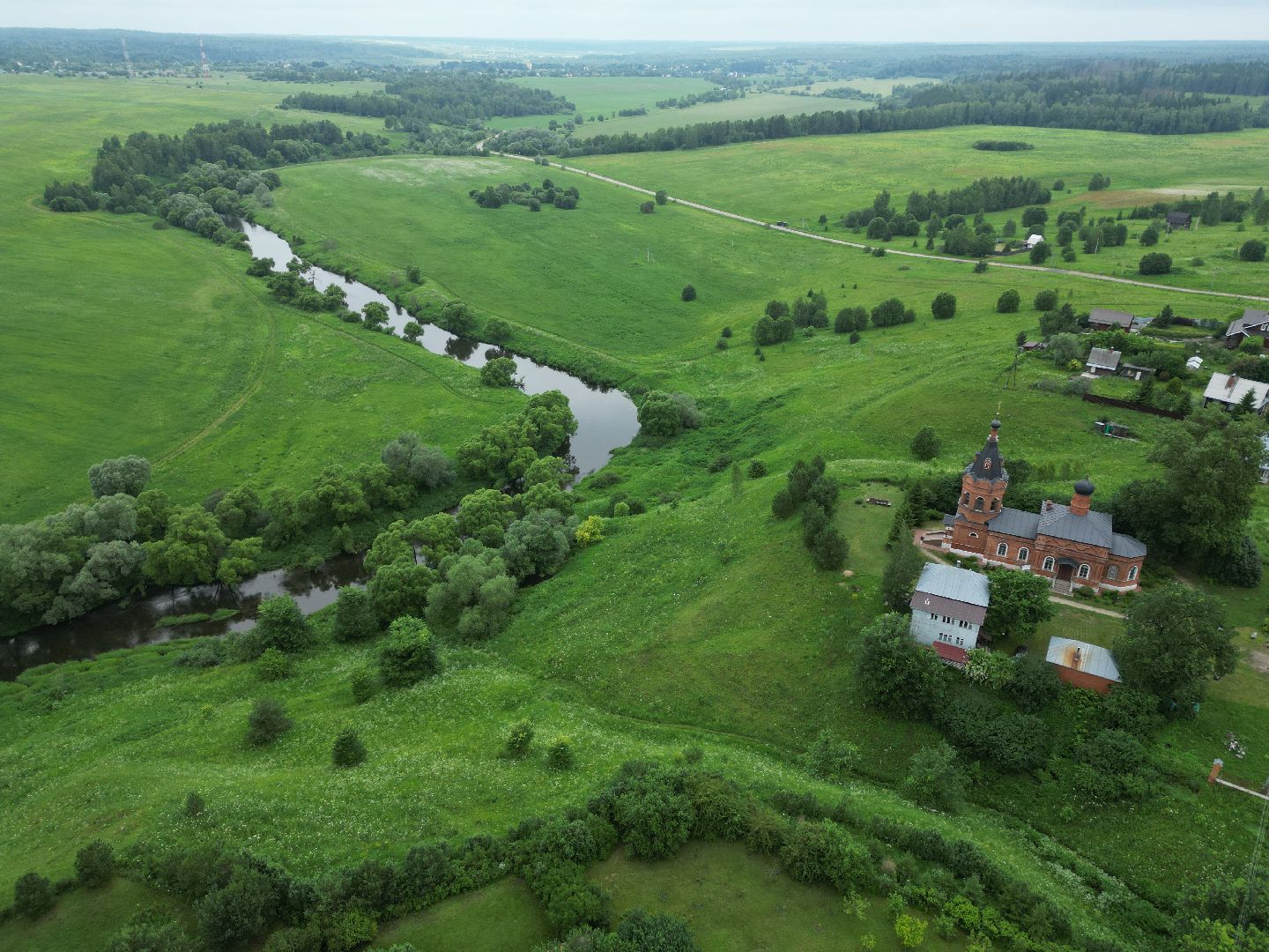видео с коптера, памятник, бюст,
