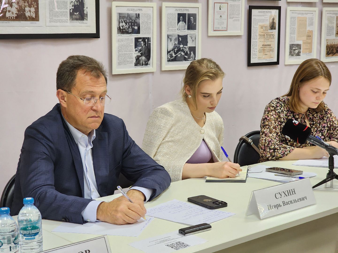 жители, общество, электроугли, выездная администрация, глава богородского округа, протечка крыши, управляющая компания, власть,