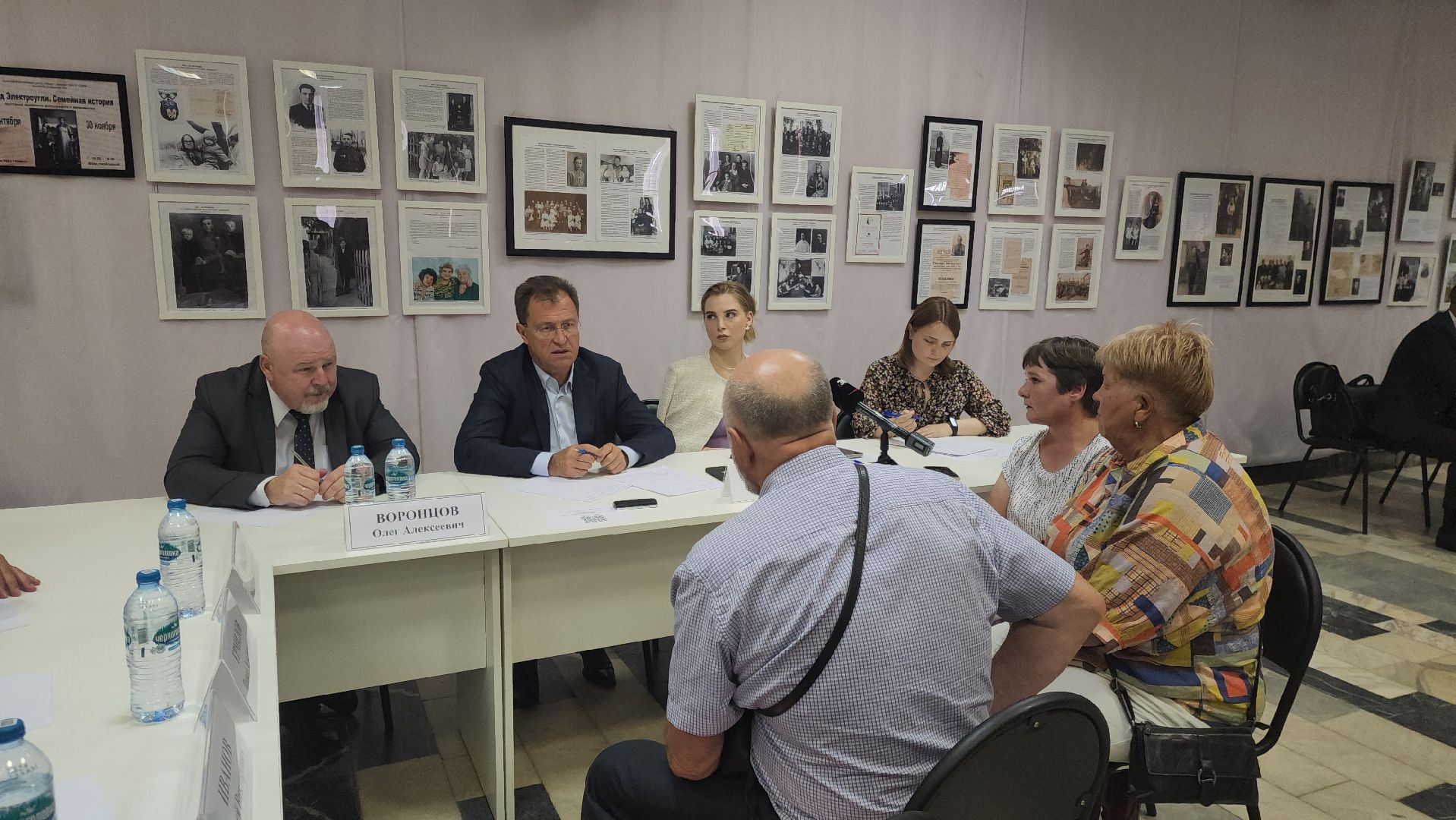 жители, общество, электроугли, выездная администрация, глава богородского округа, протечка крыши, управляющая компания, власть,