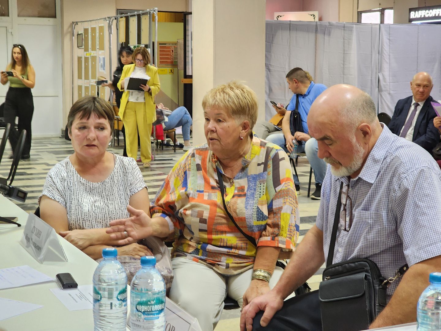жители, общество, электроугли, выездная администрация, глава богородского округа, протечка крыши, управляющая компания, власть,