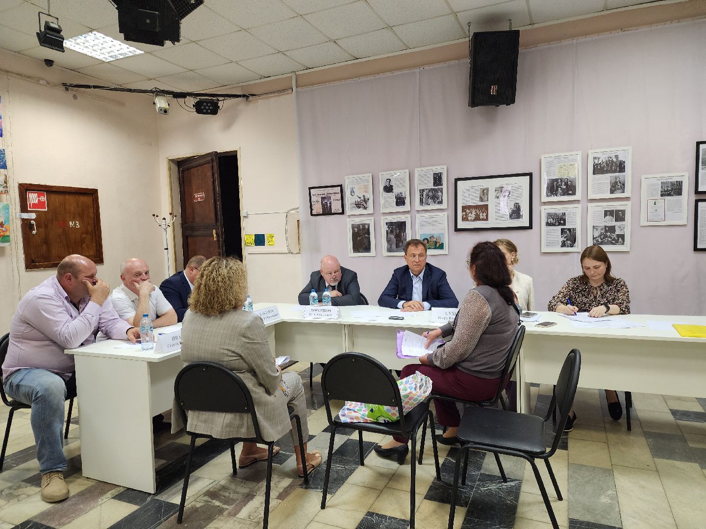 жители, общество, электроугли, выездная администрация, глава богородского округа, протечка крыши, управляющая компания, власть,