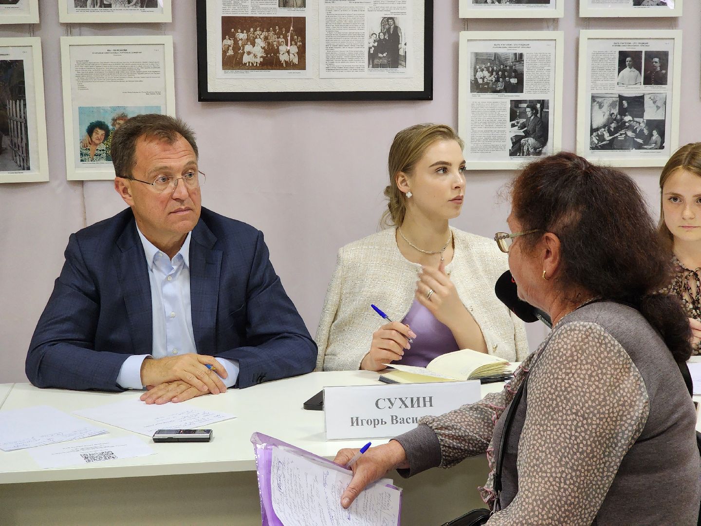 жители, общество, электроугли, выездная администрация, глава богородского округа, протечка крыши, управляющая компания, власть,