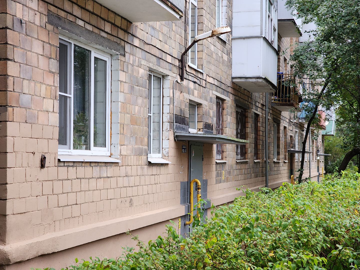 жители, общество, электроугли, выездная администрация, глава богородского округа, протечка крыши, управляющая компания, власть,