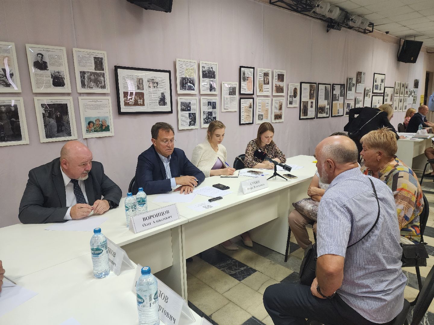 жители, общество, электроугли, выездная администрация, глава богородского округа, протечка крыши, управляющая компания, власть,