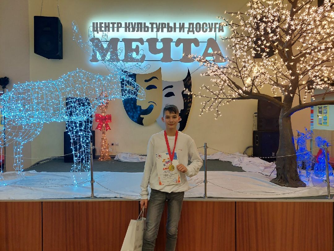 Кашира, общество