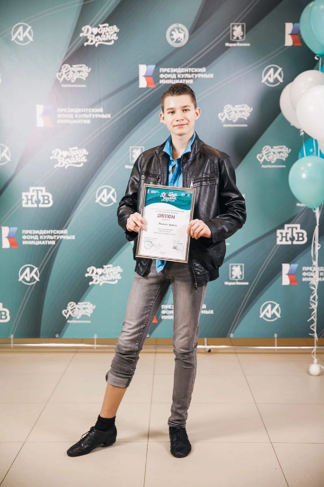 Кашира, общество