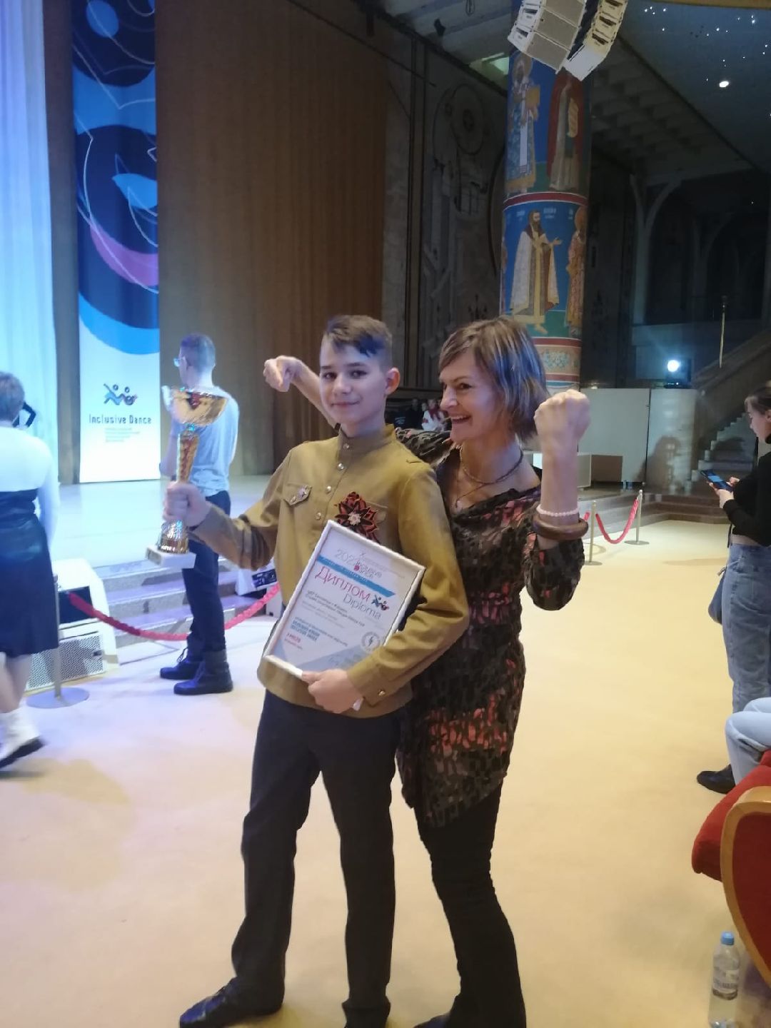 Кашира, общество