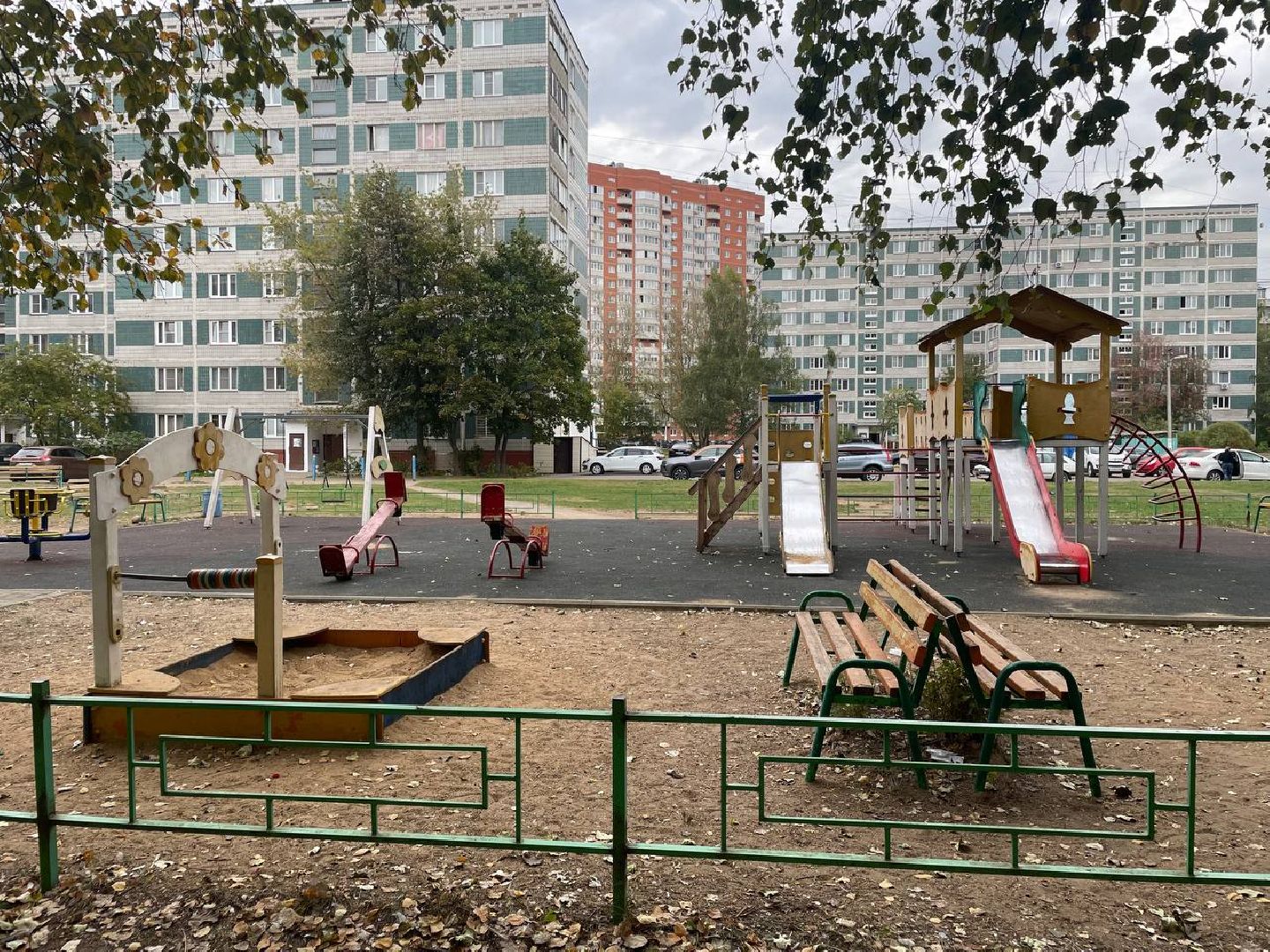 Дмитров, Выездная администрация, Дмитровский мебельный комбинат,