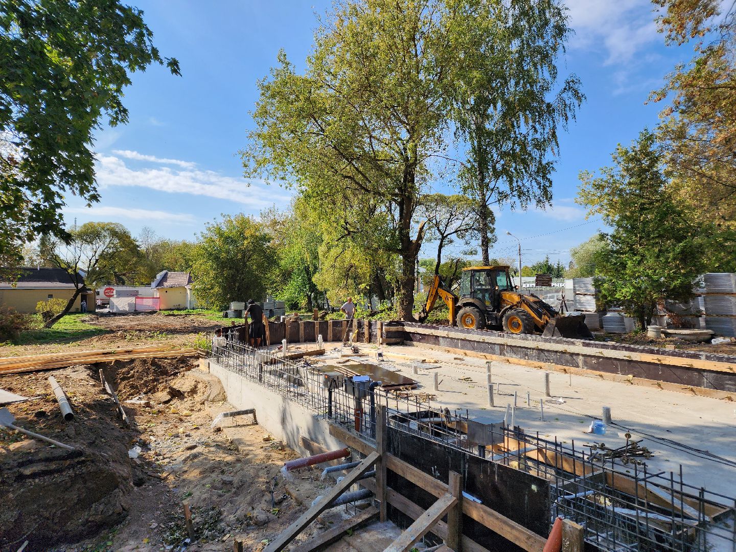 Чехов, бульвар Чехова, сквер Чехова, реконструкция, благоустройство, фонтан, пешеходные дорожки, озеленение, арт объекты, освещение, качели, нацпроект Жилье и городская среда, формирование комфортной городской среды,