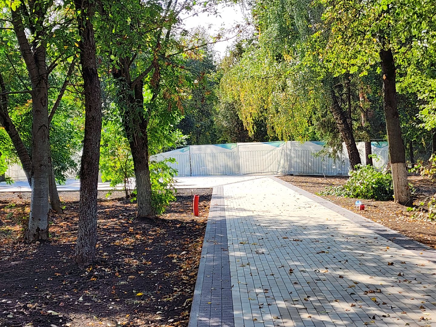 Чехов, бульвар Чехова, сквер Чехова, реконструкция, благоустройство, фонтан, пешеходные дорожки, озеленение, арт объекты, освещение, качели, нацпроект Жилье и городская среда, формирование комфортной городской среды,