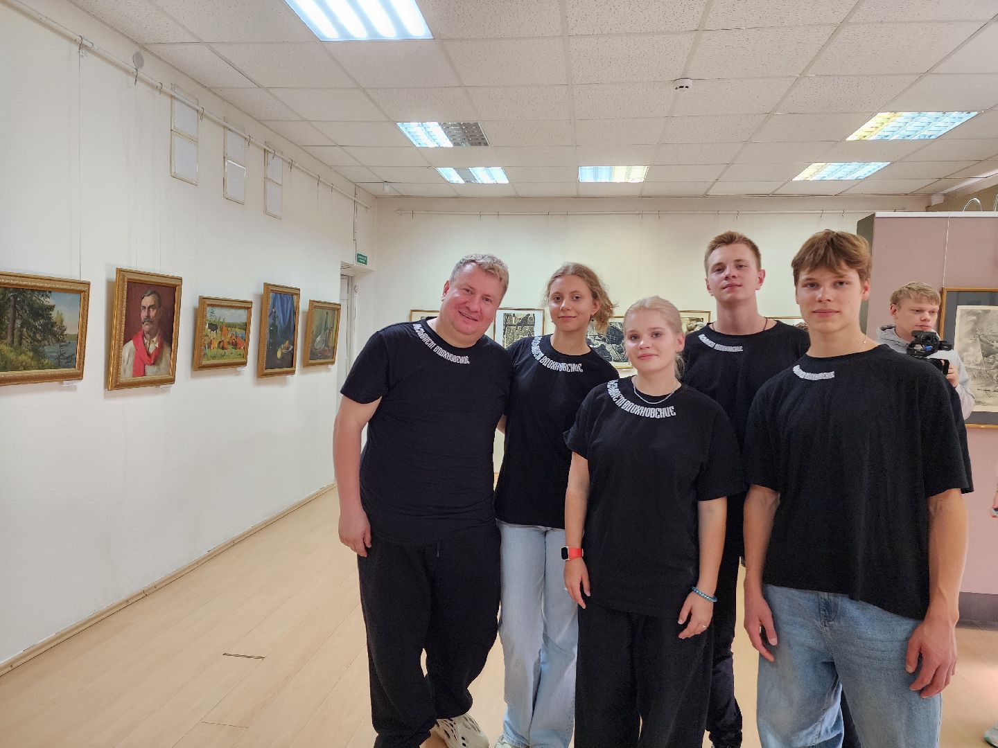 красноармейск, городской округ пушкинский, культурный полк, художественная выставка, андрушкевич,