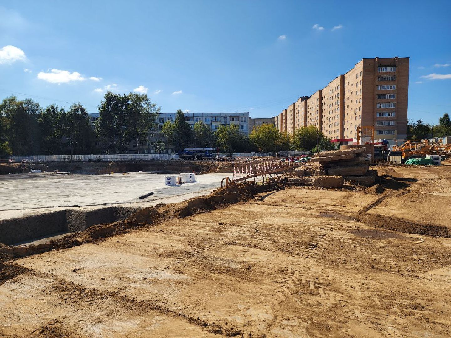 Солнечногорск, пристройка к школе, строители, Ученики, Учителя,