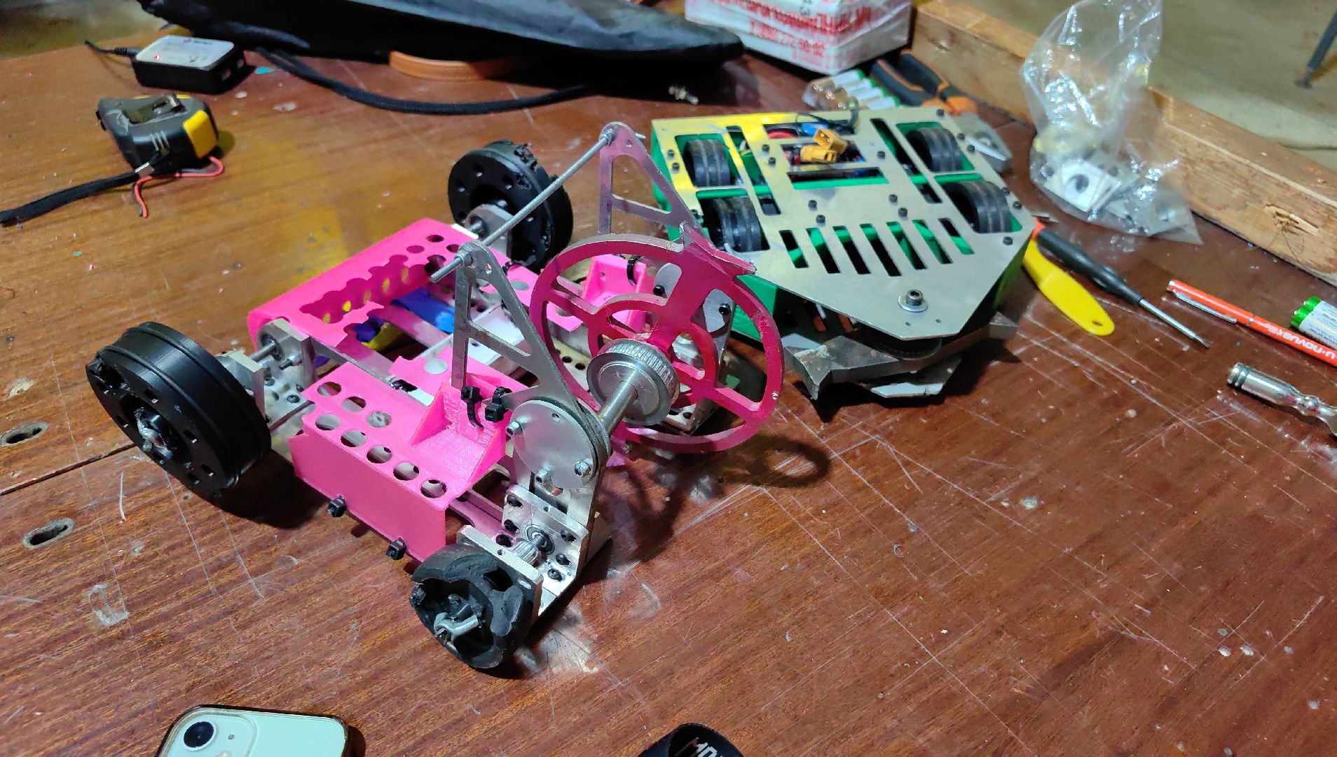 команды 2ФМ и 2ФМ2, форум Технопром, Робот PinkPong, робот GreenPong, бой, мини-роботы,