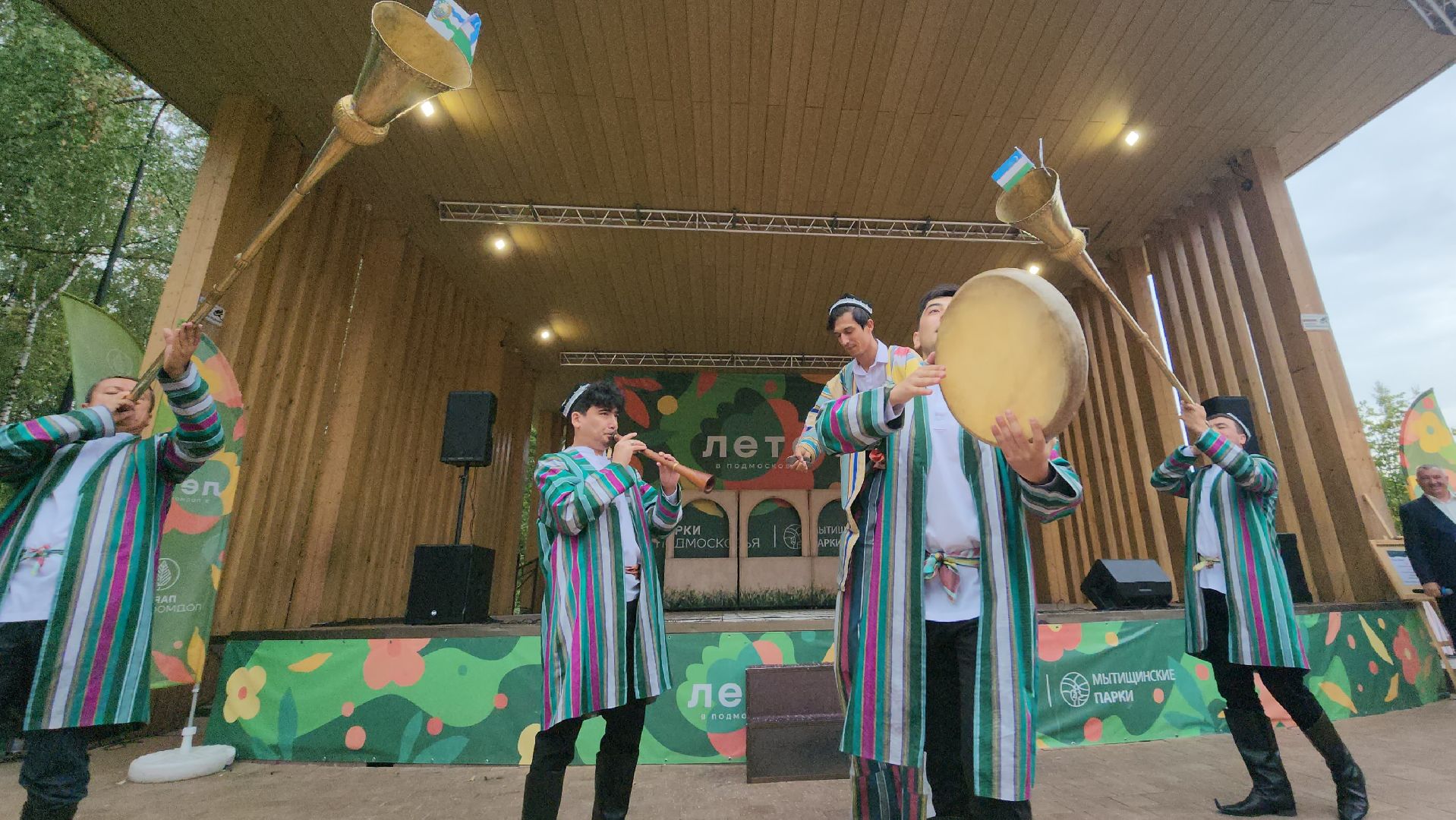 театр кукол огниво,