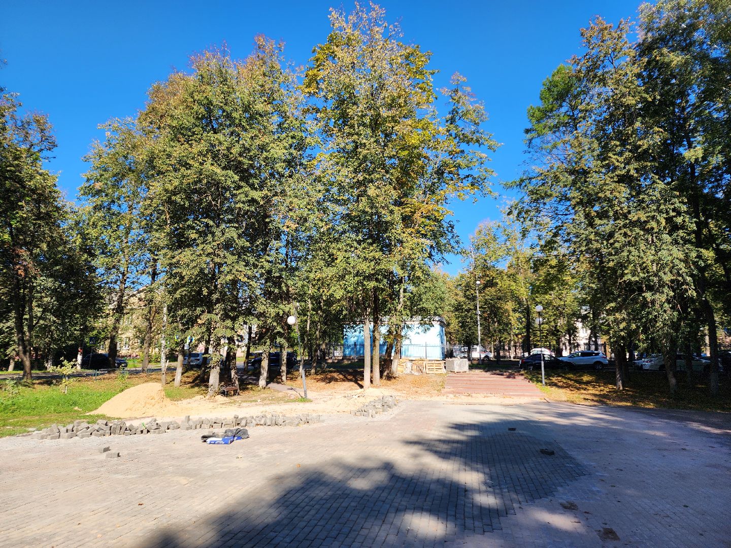 Чехов, сквер Ветеранов, благоустройство, новое покрытие, формирование комфортной городской среды, замена брусчатки,