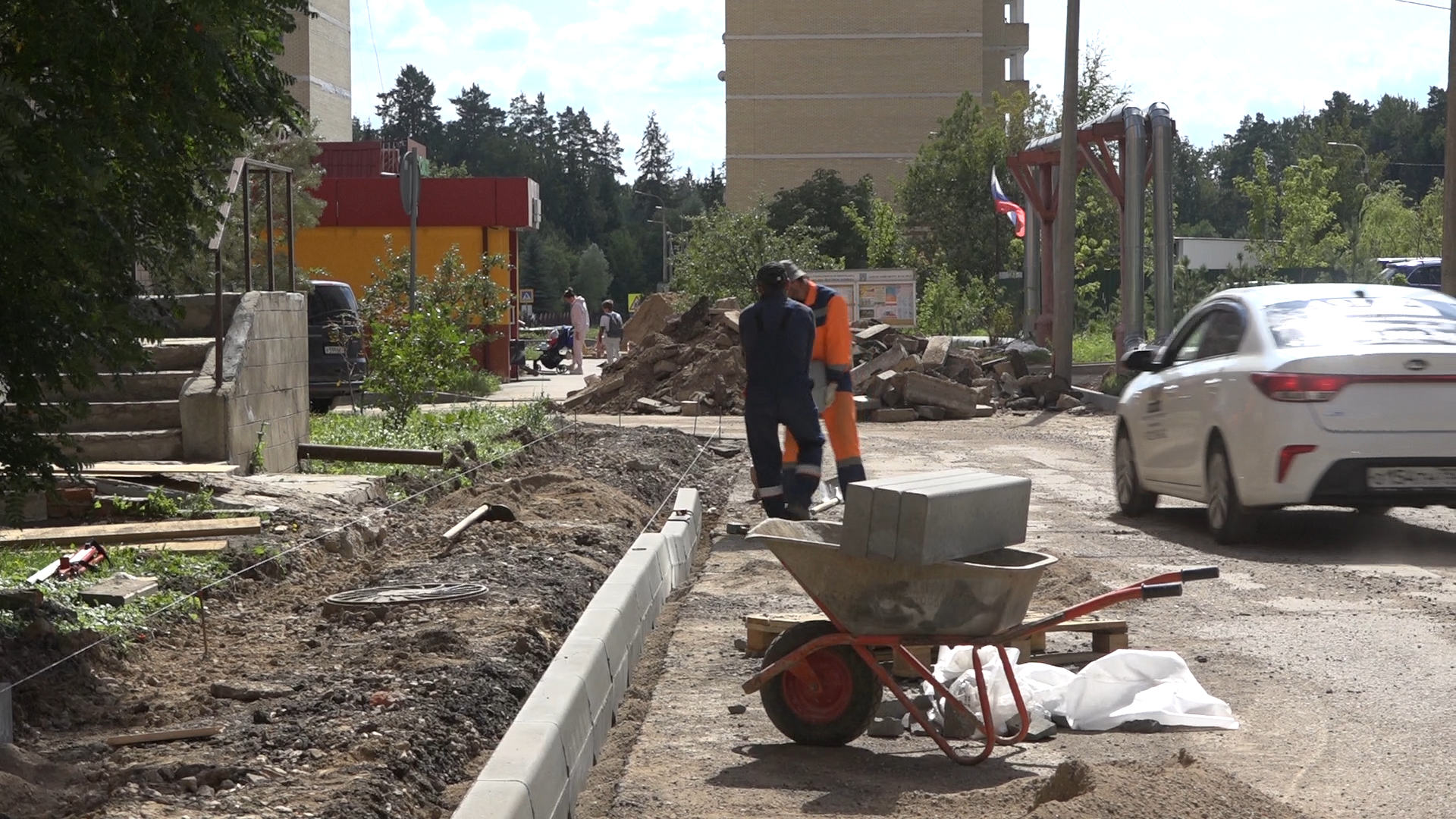 благоустройство территории, микрорайон Тополек Власиха, Микрорайон Школьный Власиха, комплексное благоустройство, работы по благоустройству,