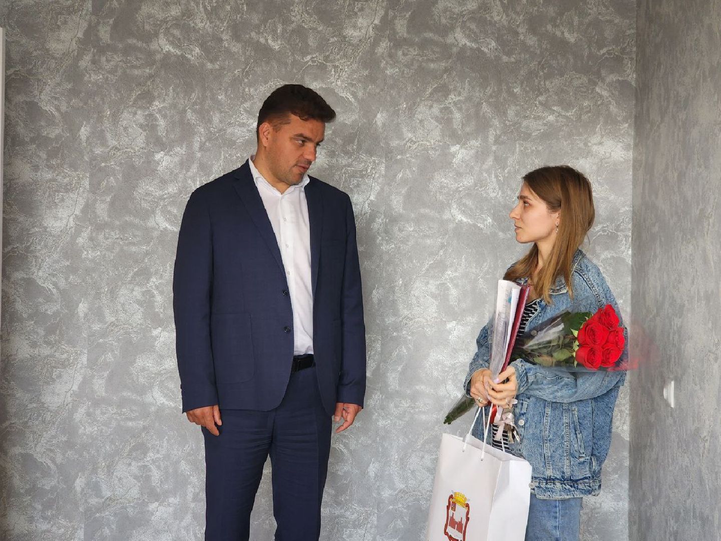 можайск, можайский городской округ, подмосковье, ключи, квартира, ребенок-сирота, жилищный сертификат, власть, обеспечение жильем, благоустроенное жилое помещение, договор социального найма,