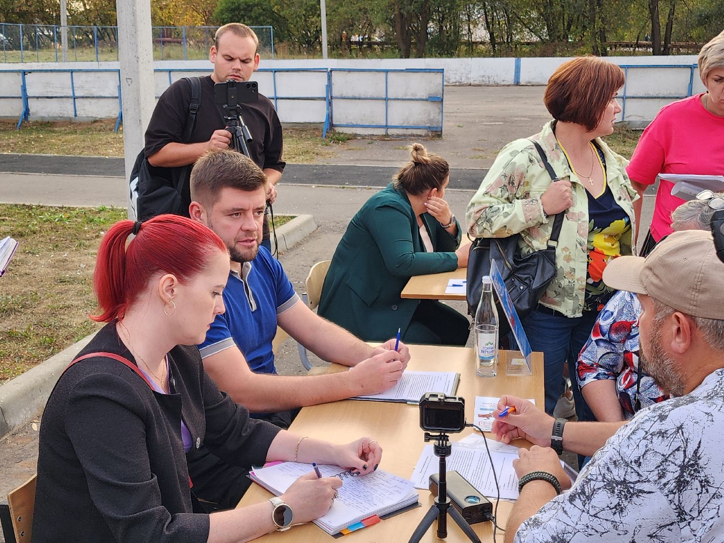 Чехов, поселок Васькино, выездная администрация, встреча с жителями, обращения жителей, Елена Валяева, многодетная мама, жильё, земельные участки, освещение, пешеходный переход, электроснабжение, контейнерная площадка,