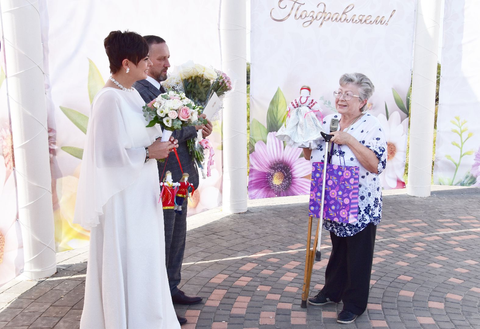 свадьба, выездная регистрация брака, парк крестов брод, Рошаль,