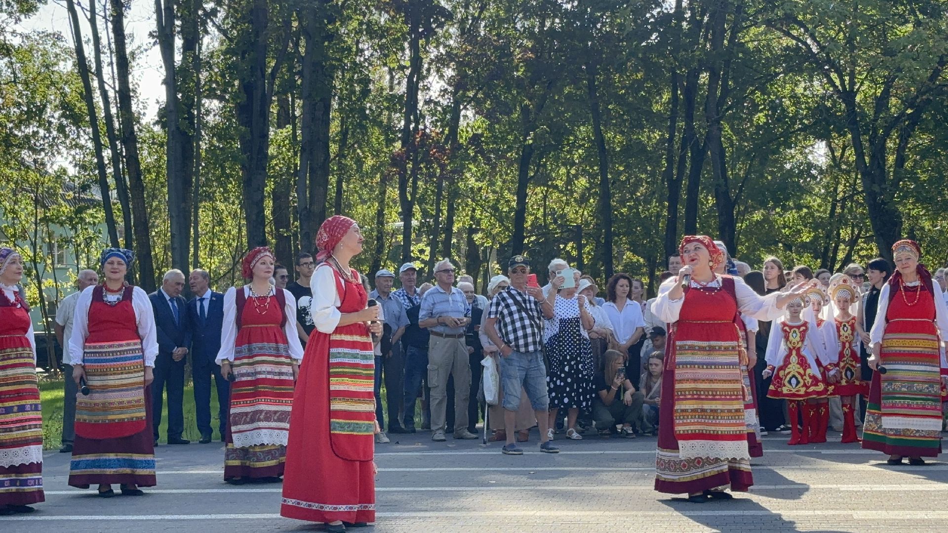 сквер, микрорайон заря, благоустровйство, день города балашиха,