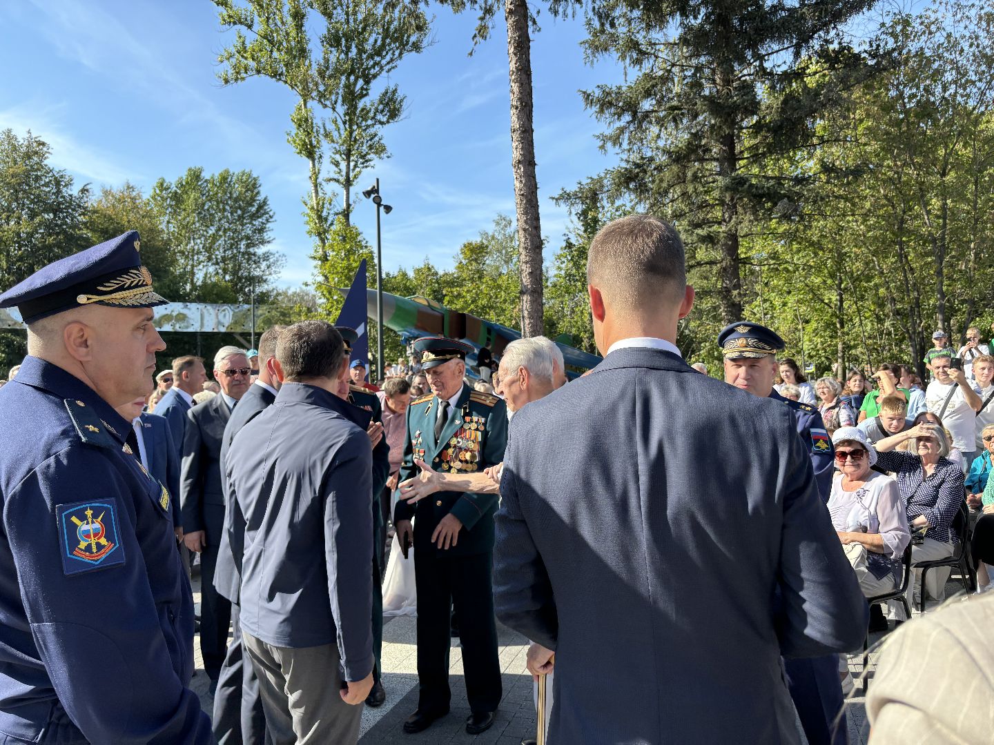 сквер, микрорайон заря, благоустровйство, день города балашиха,