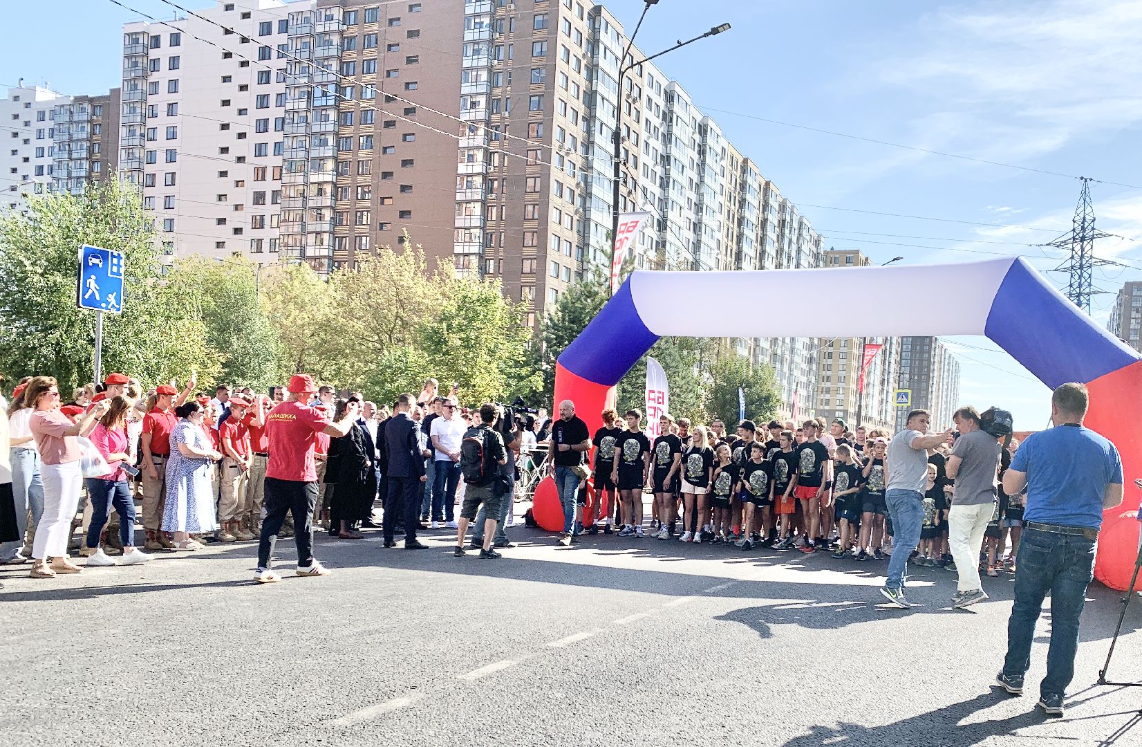 Балашиха, Подмосковье, Памятный забег, семен еремин, мурал в балашихе, мурал военкору семену еремину,