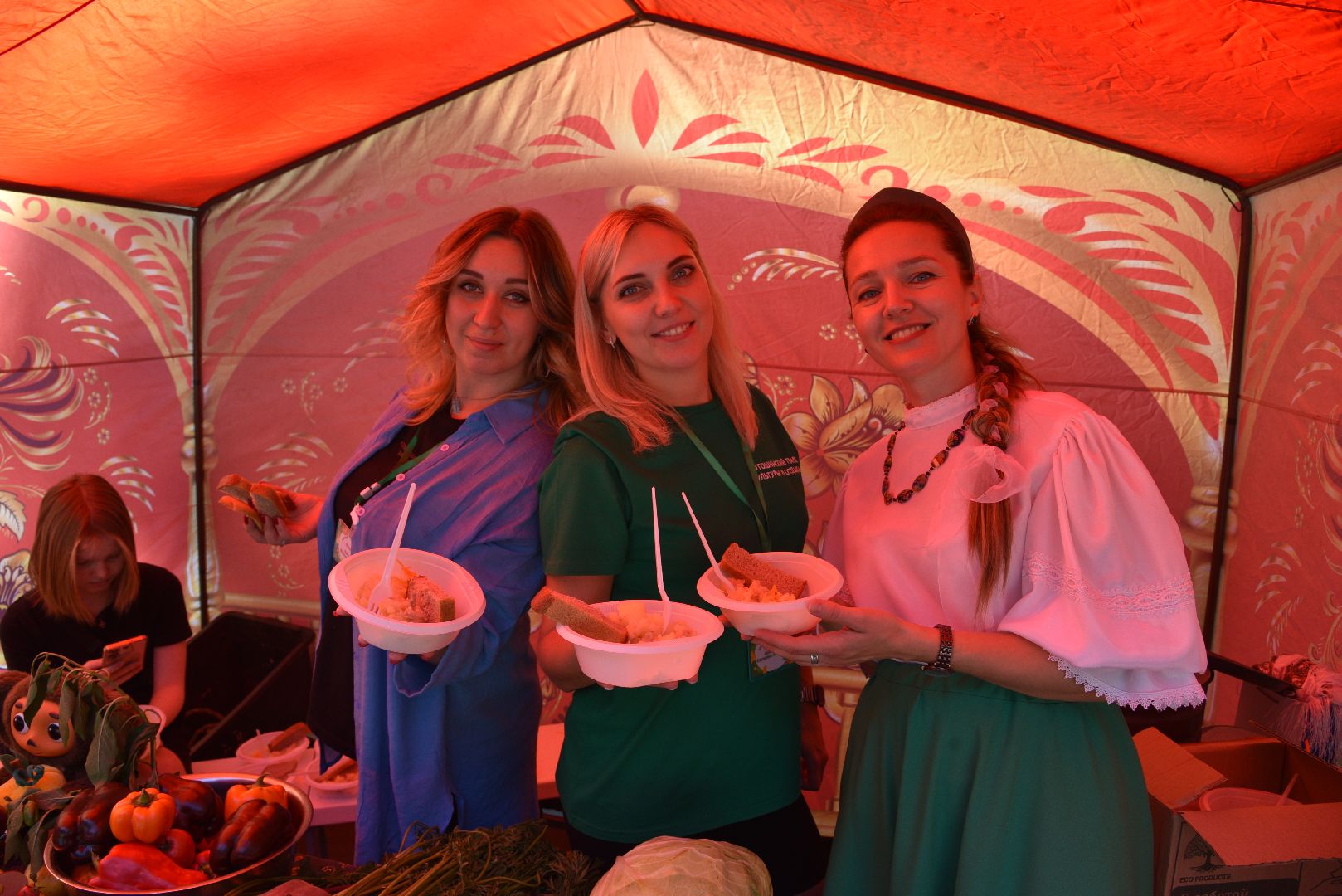 лотошино, лотошинский парк, разгуляй, парки подмосковья, фестиваль народного творчества,