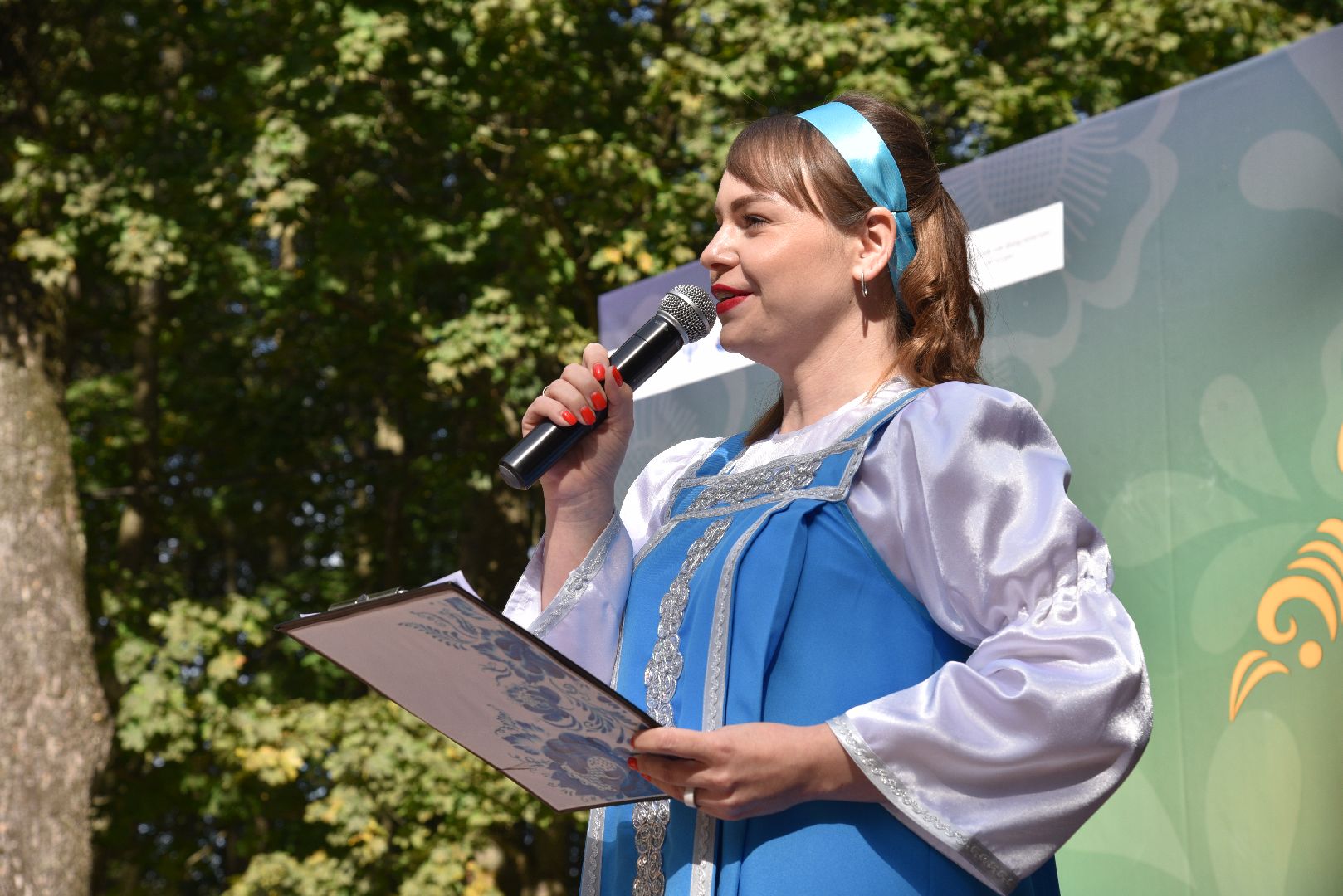 лотошино, лотошинский парк, разгуляй, парки подмосковья, фестиваль народного творчества,