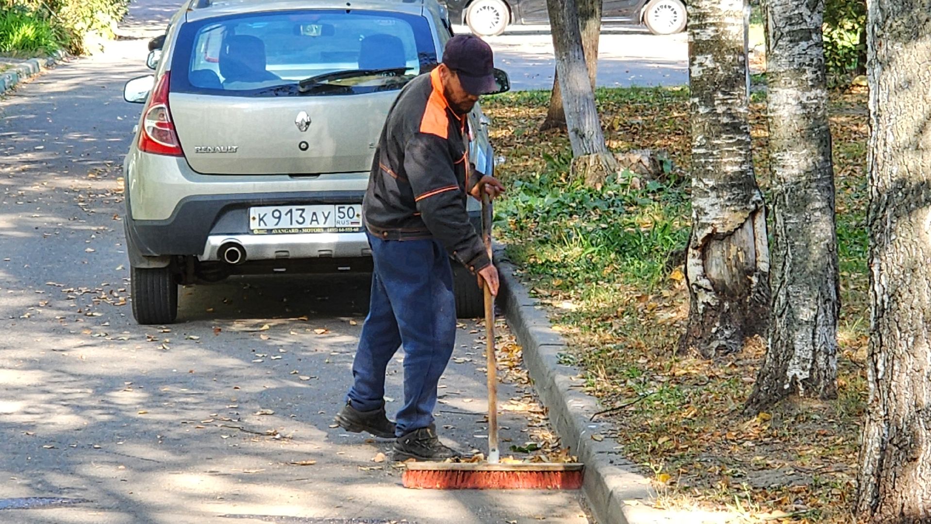 Бронницы, Уборка дворов, Осенняя уборка дворов, Благоустройство,