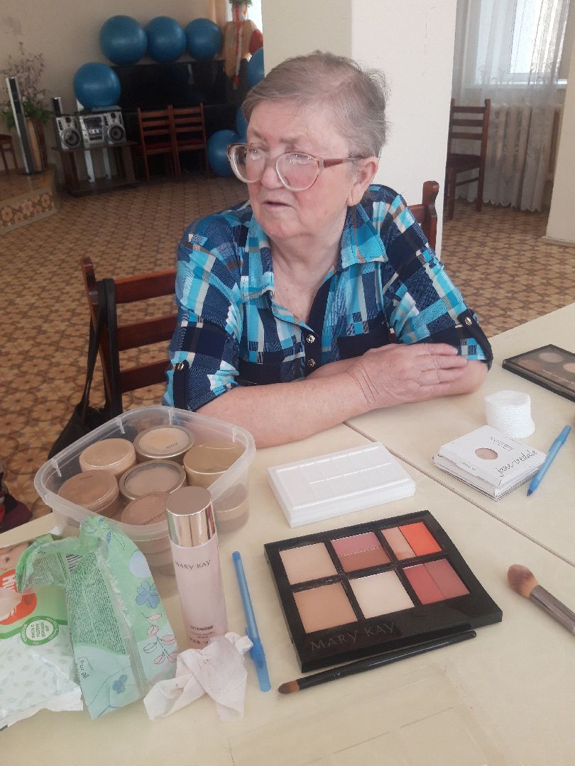 помощь людям, доброе дело, искусство,