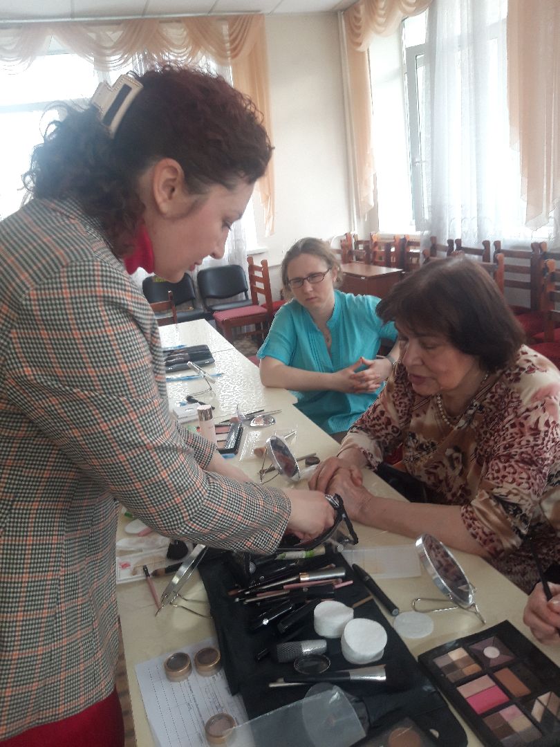 помощь людям, доброе дело, искусство,