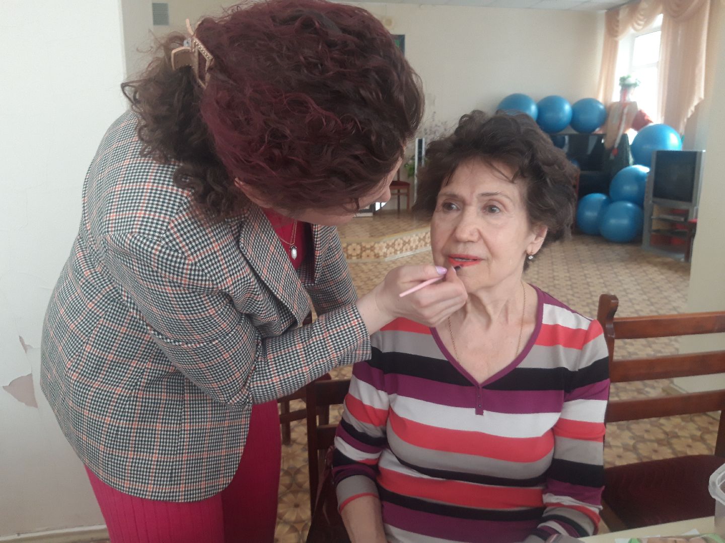 помощь людям, доброе дело, искусство,