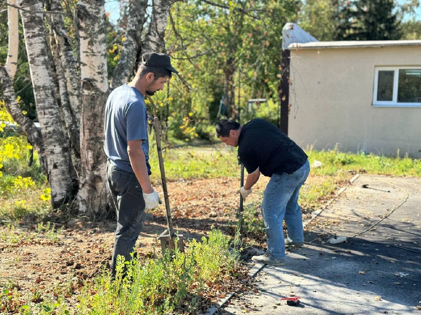 ограждение, городской округ восход, бригада рабочих, футбольное поле,