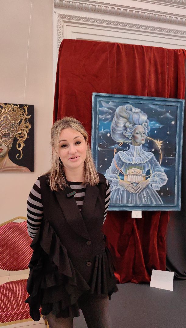 выставка картин, цдк, художница, творчество, сюрреализм, магия, свет, открытие,