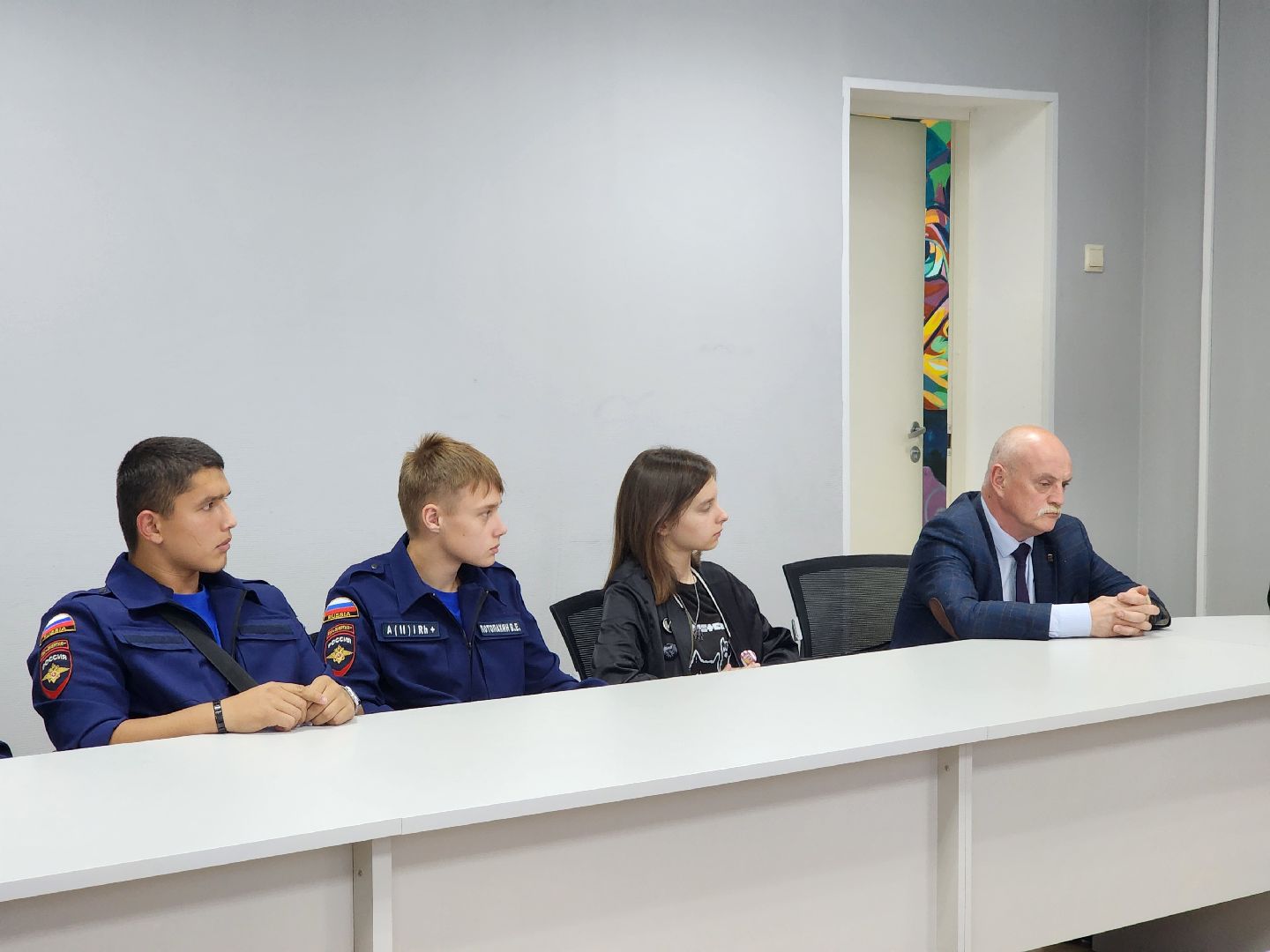 общество, жители, ногинск, школьники, молодежный центр, боец сво, диалоги с героями,