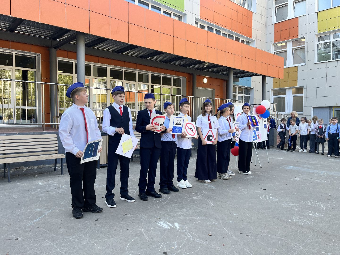 гибдд, госавтоинспекторы, госавтоинспекция, дети, школа, школьники, день безопасности, День безопасности дорожного движения,
