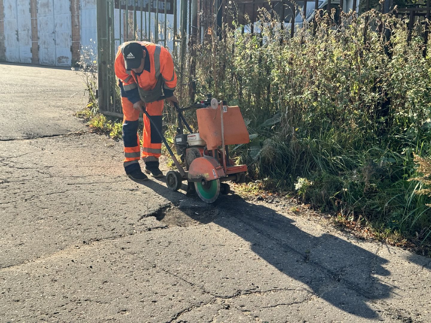 шаховская, ямочный ремонт, ямочный ремонт дорог, коммунальная служба,
