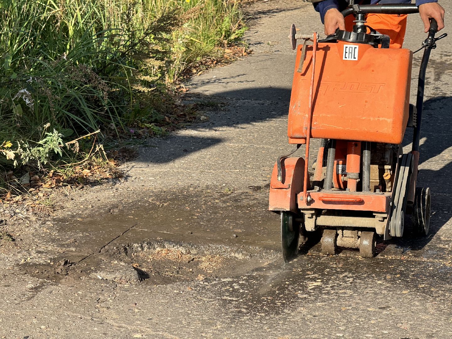 шаховская, ямочный ремонт, ямочный ремонт дорог, коммунальная служба,