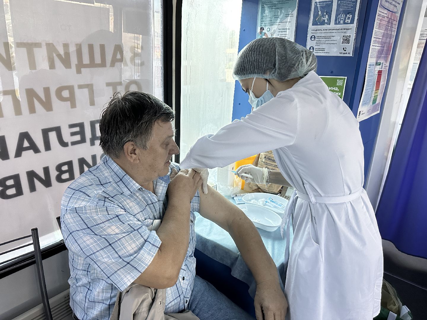 Клин, общество, медицина, врачи, вакцинация от гриппа,