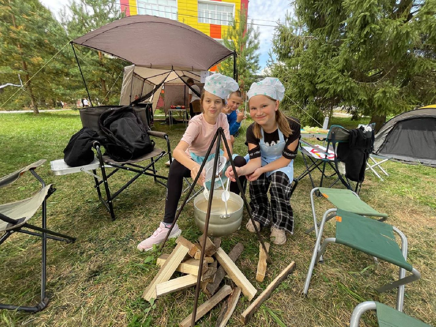 Дмитров, Орудьевская школа, Туризм,