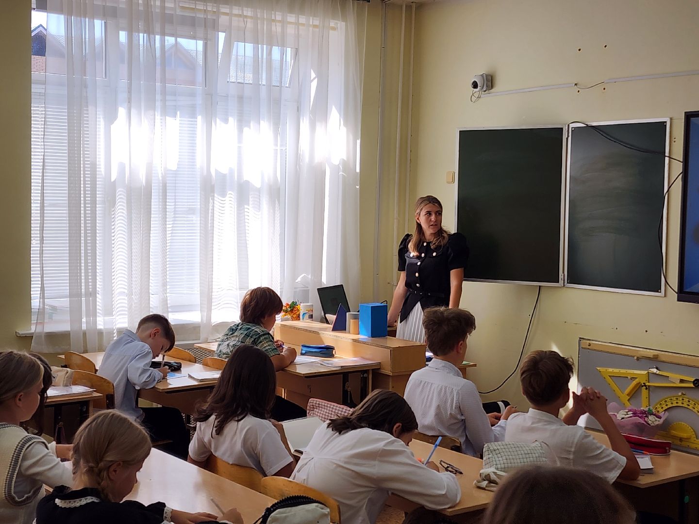 Чехов, школа 3, новый учитель, преподаватель математики, Анастасия Гроза, биография, целевое обучение, целевое направление, глава округа михаил собакин, меры поддержки, помощь молодым педагогам,