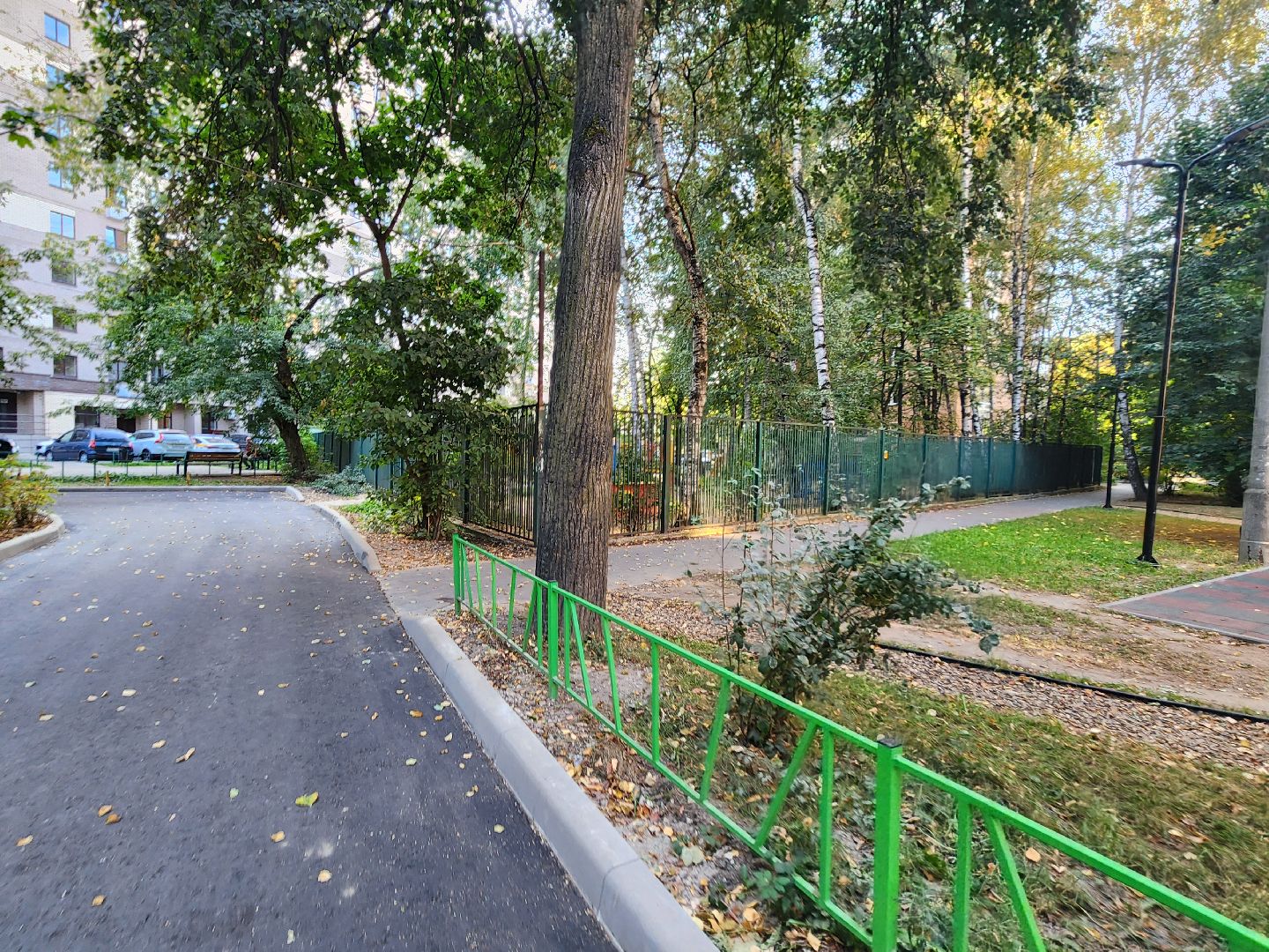 Благоустройство, придомовая территория, замена асфальта во дворе,