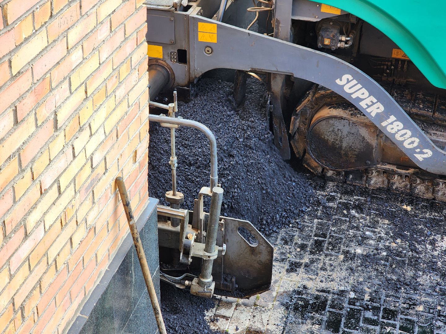 Дубна, Университет Дубна, Благоустройство, укладка асфальта,