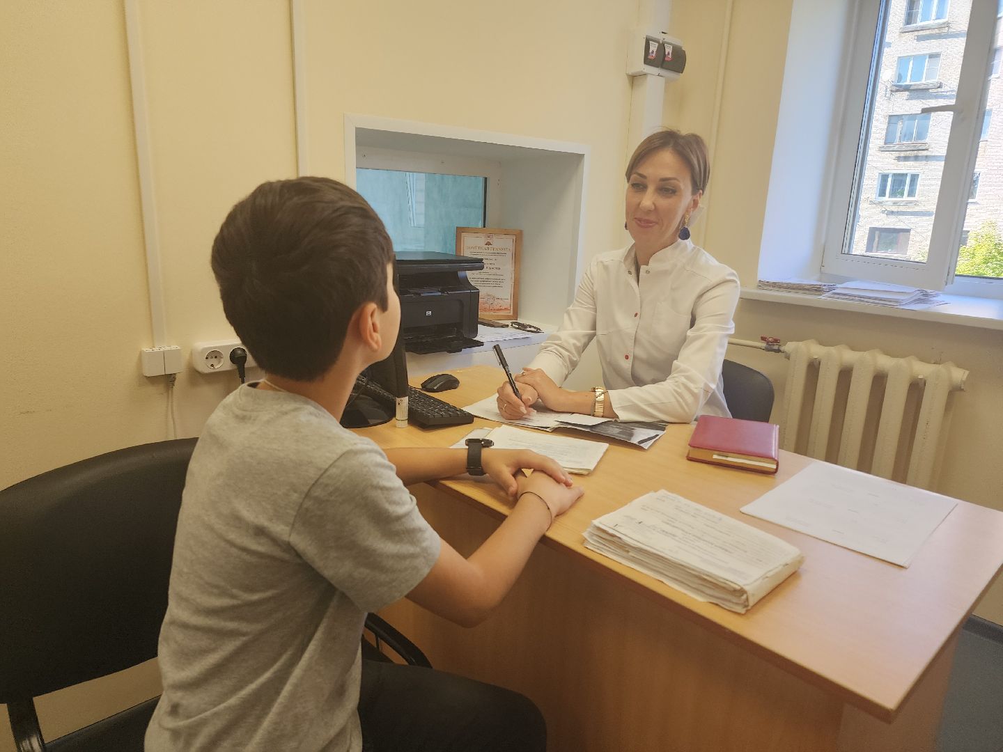 новый врач, психиатр,