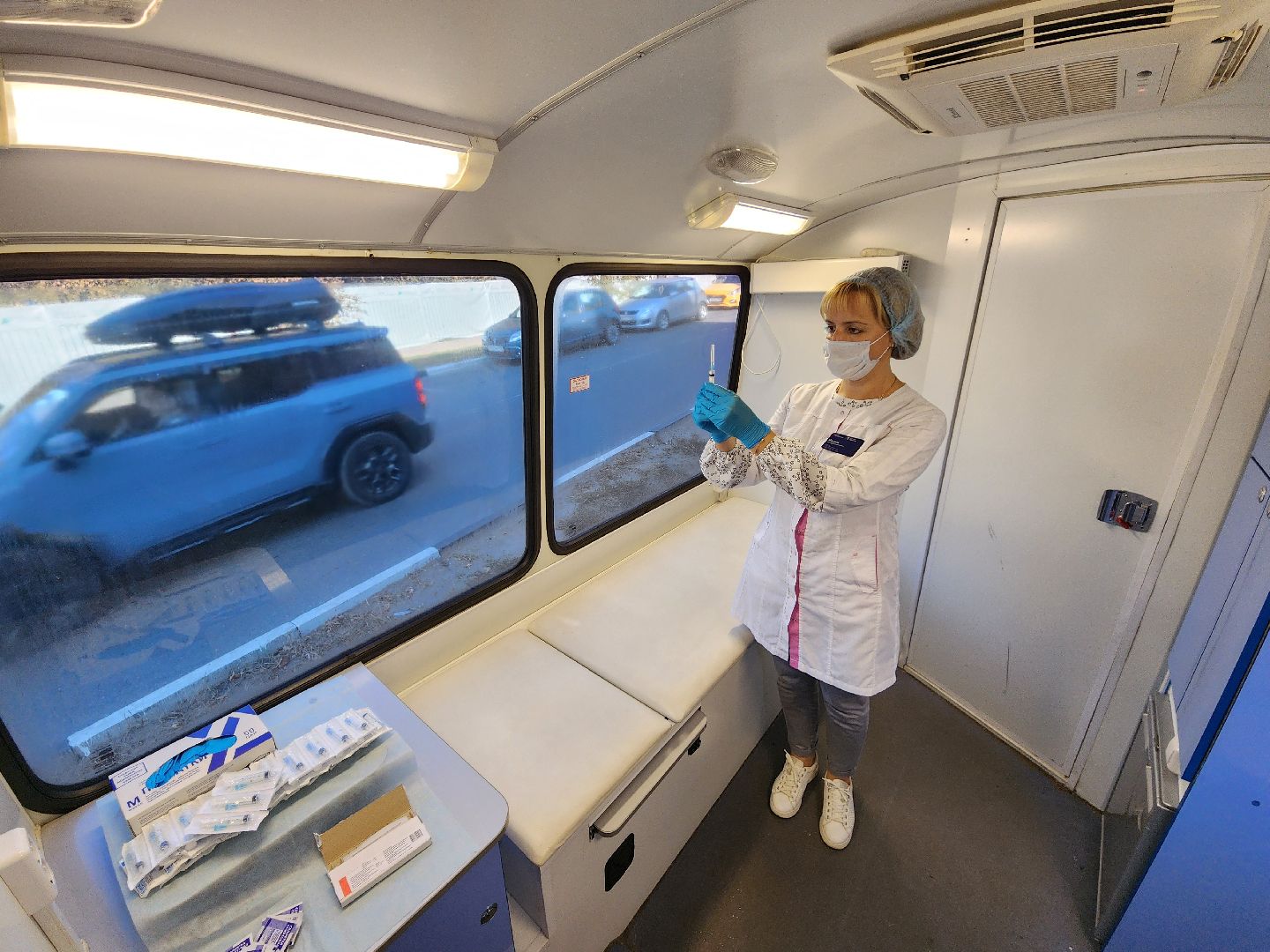 Чехов, МФЦ, передвижной ФАП, мобильный ФАП, фельдшерско-акушерский пункт, вакцинация от гриппа, прививки от гриппа, вакцинация от пневмонии, вакцина от гриппа, Чеховская больница,