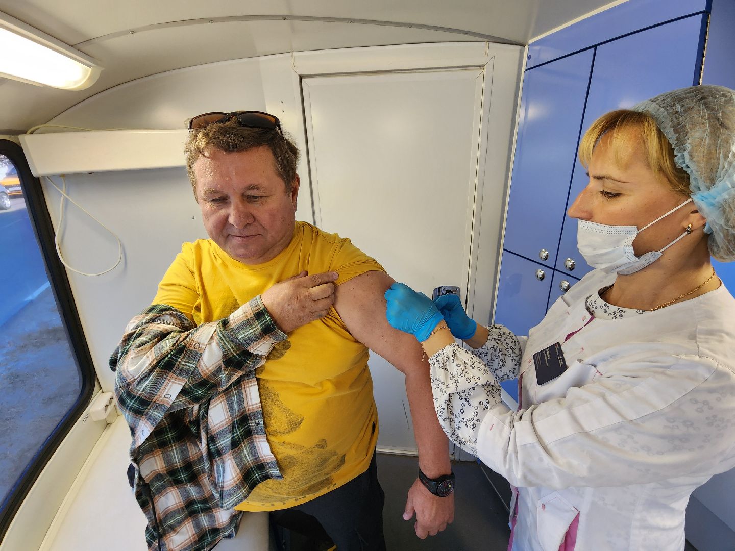 Чехов, МФЦ, передвижной ФАП, мобильный ФАП, фельдшерско-акушерский пункт, вакцинация от гриппа, прививки от гриппа, вакцинация от пневмонии, вакцина от гриппа, Чеховская больница,