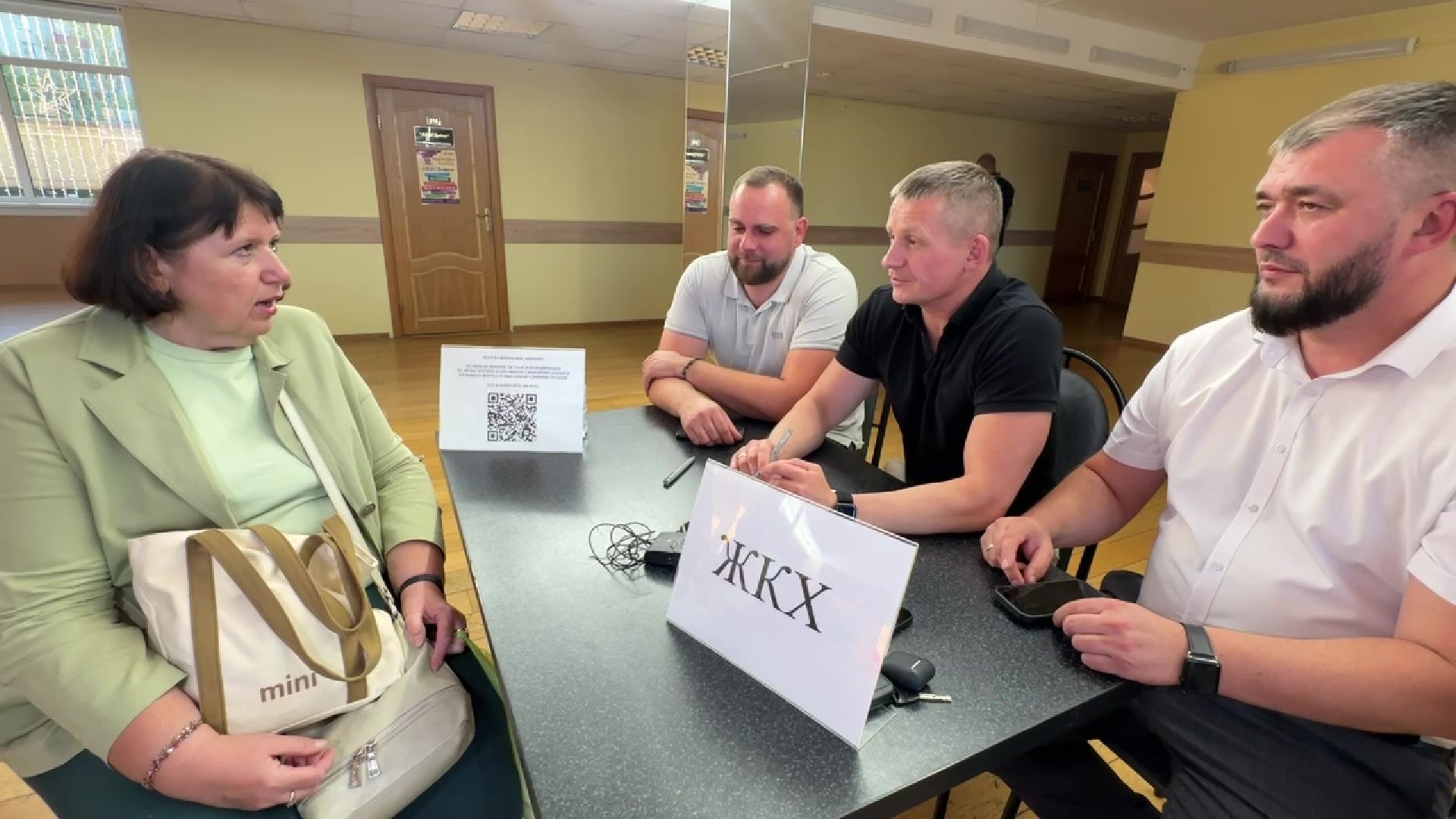 Реутов, выездная администрация, lr мир, вопрос, ответ, пешком, пешком по реутову, тротуары, ремонт тротуаров,